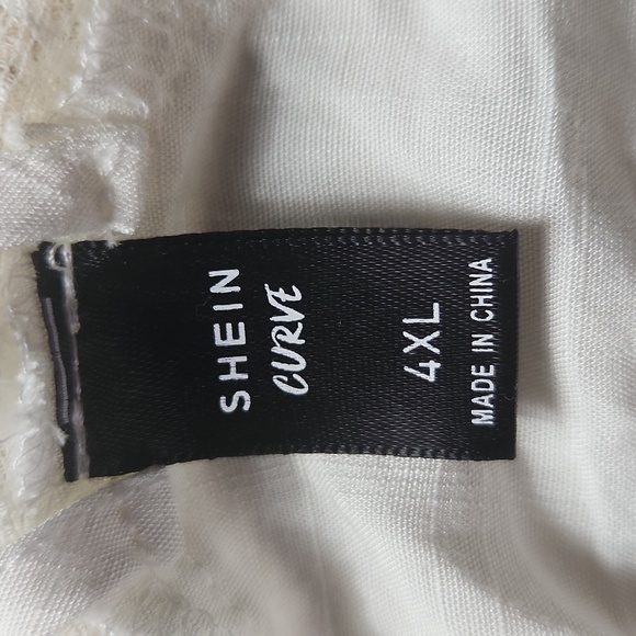Shein curve top 4xl - Picture 3 of 4